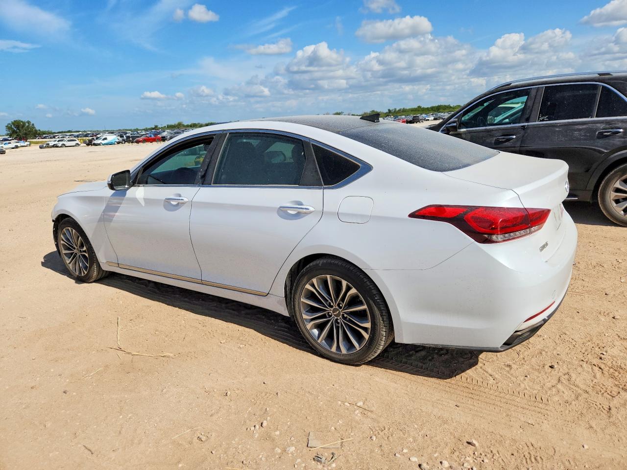 2016 HYUNDAI GENESIS