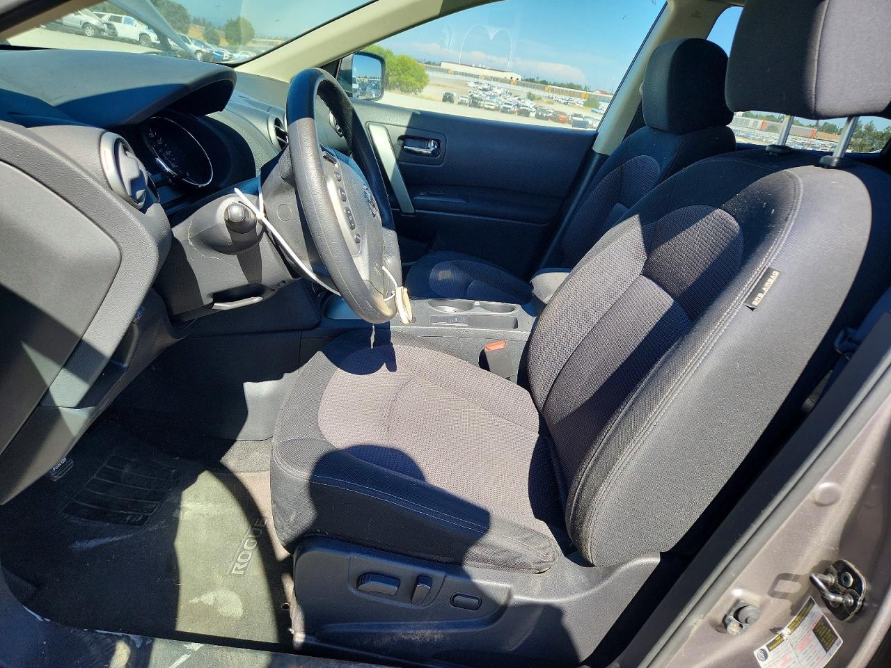 2012 NISSAN ROGUE