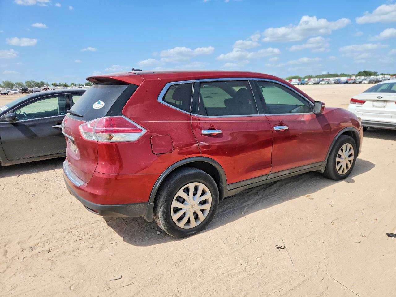 2015 NISSAN ROGUE