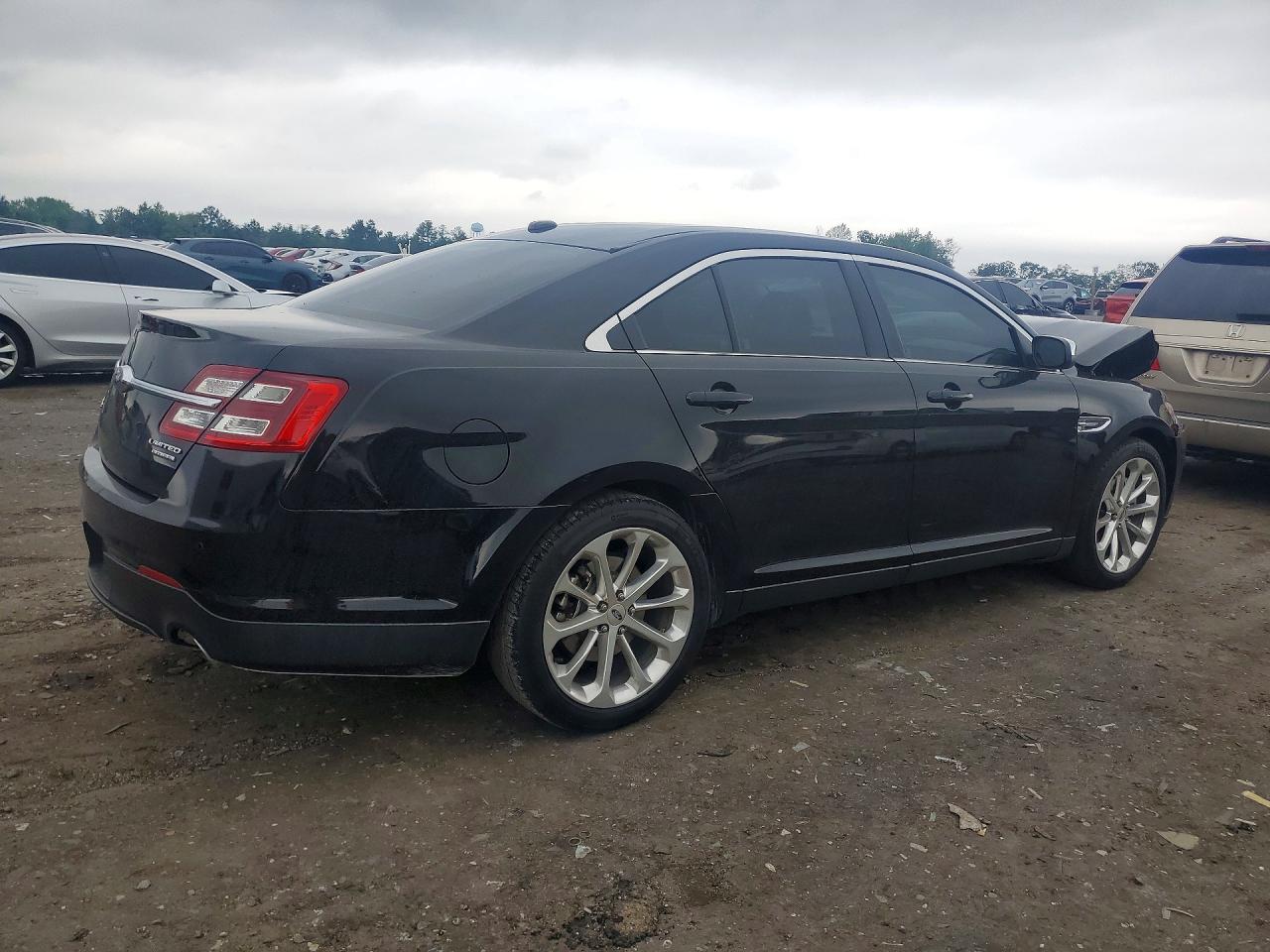 2016 FORD TAURUS