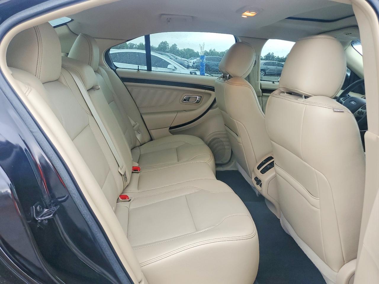 2016 FORD TAURUS
