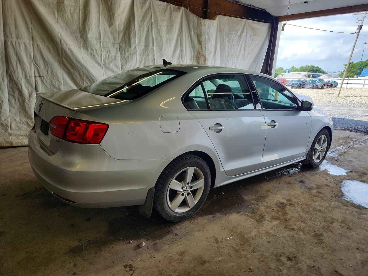 2012 VOLKSWAGEN JETTA