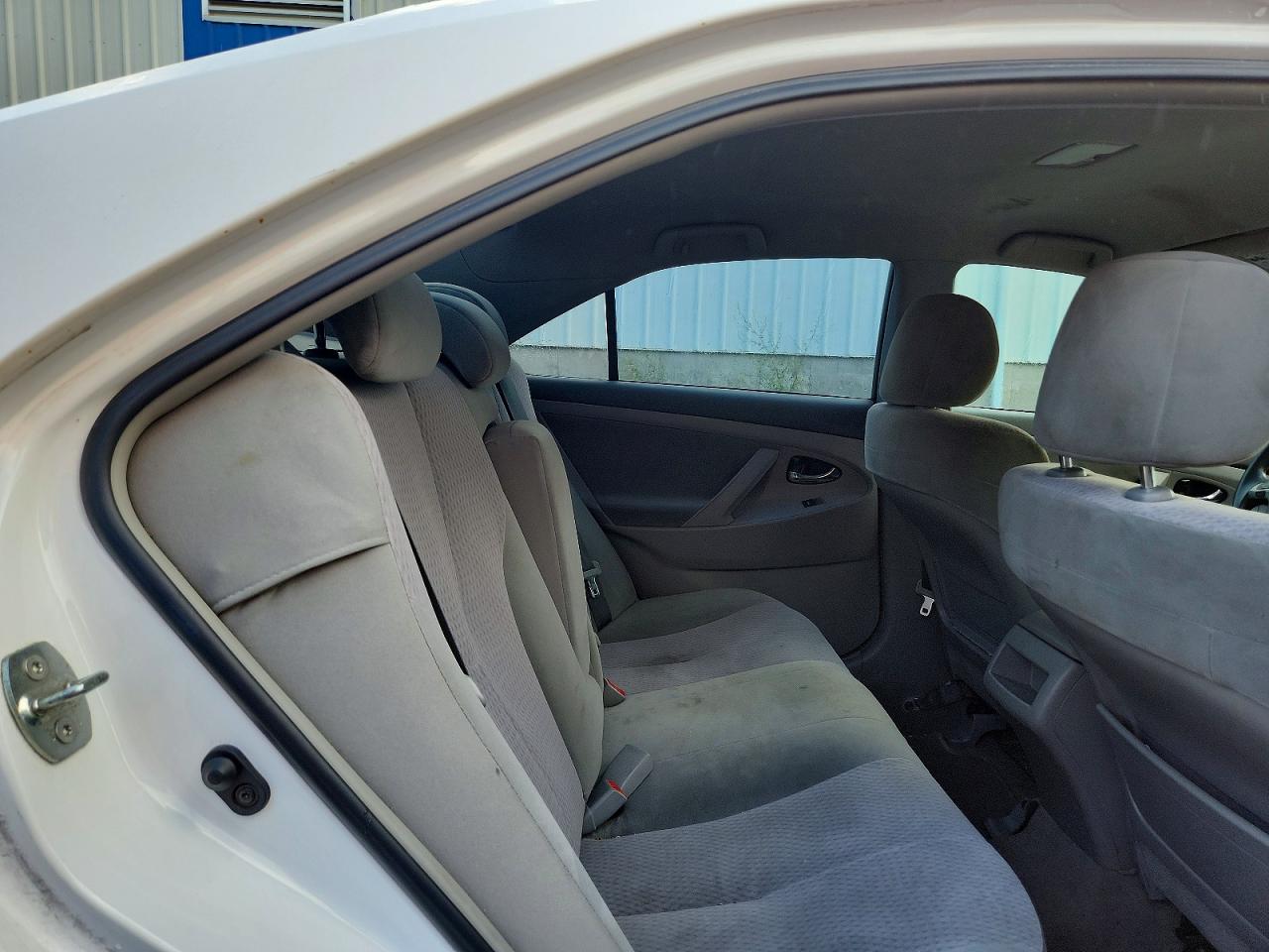 2010 TOYOTA CAMRY