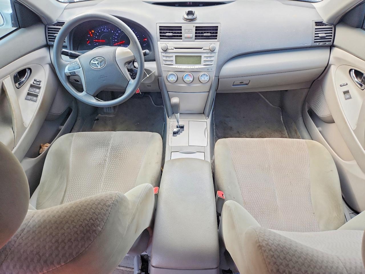 2010 TOYOTA CAMRY