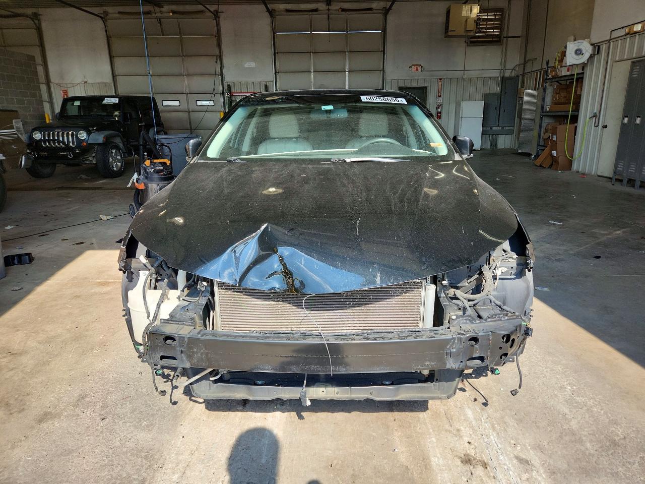 2015 TOYOTA AVALON