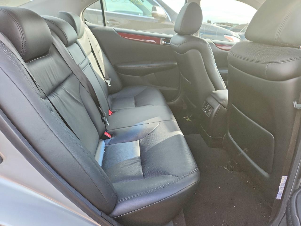 2005 LEXUS ES330