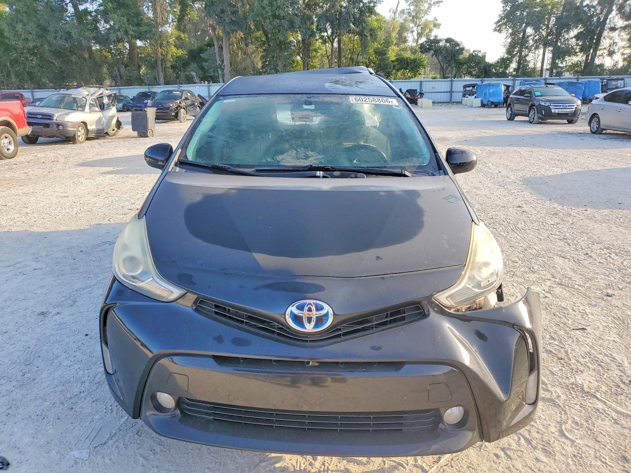 2016 TOYOTA PRIUS