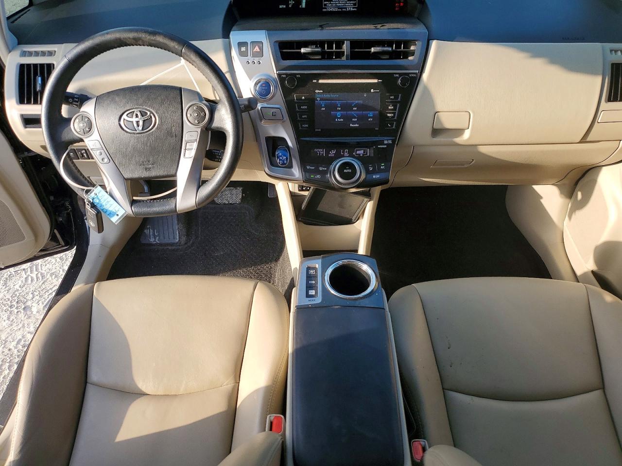 2016 TOYOTA PRIUS