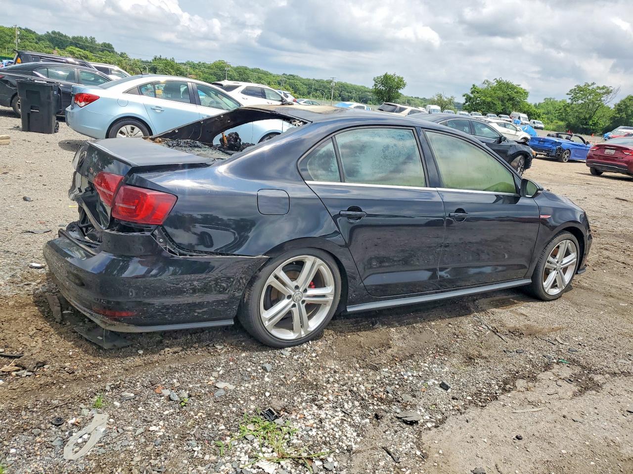 2017 VOLKSWAGEN JETTA
