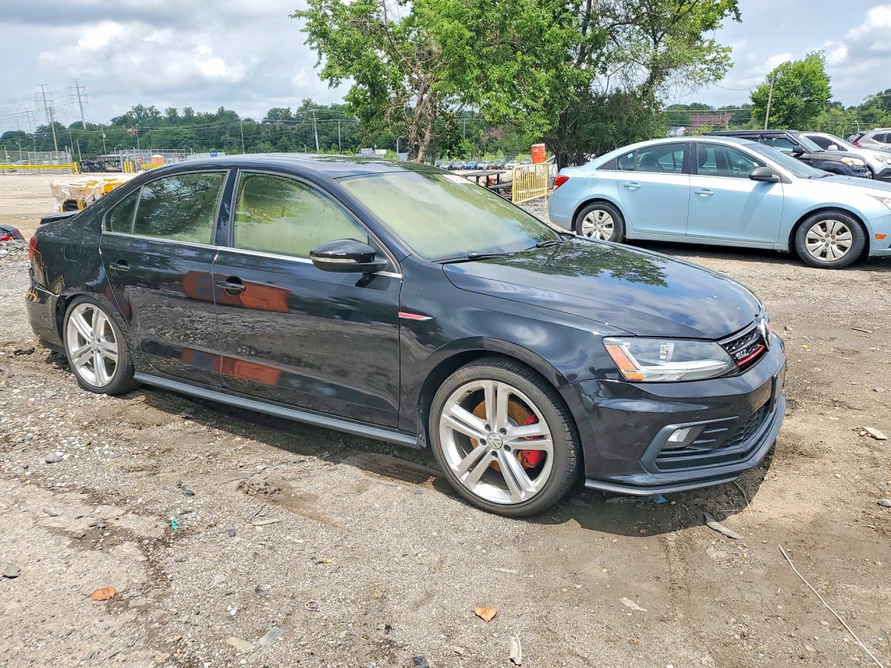 2017 VOLKSWAGEN JETTA