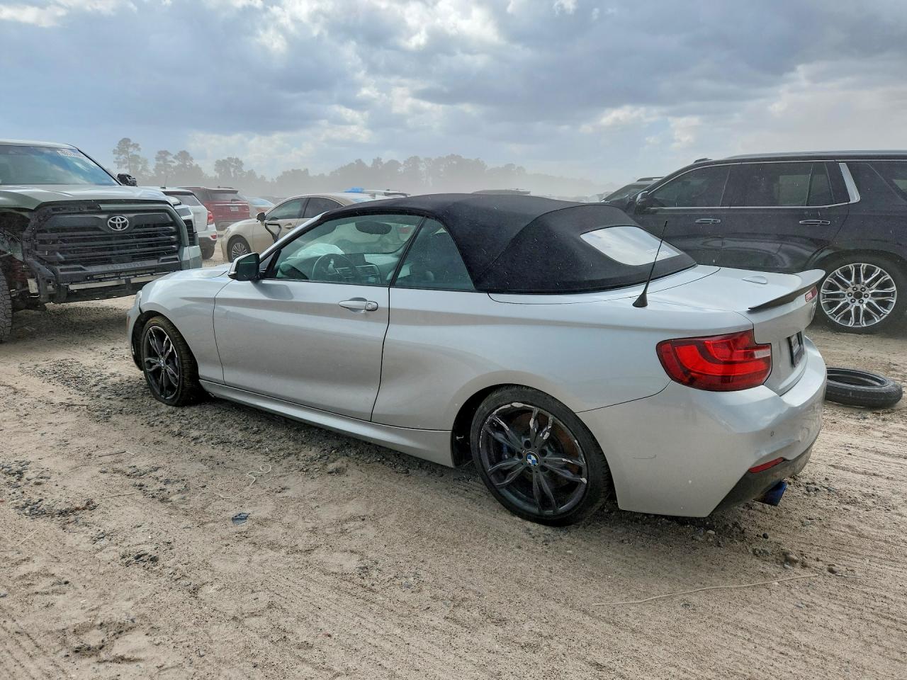 2017 BMW M2