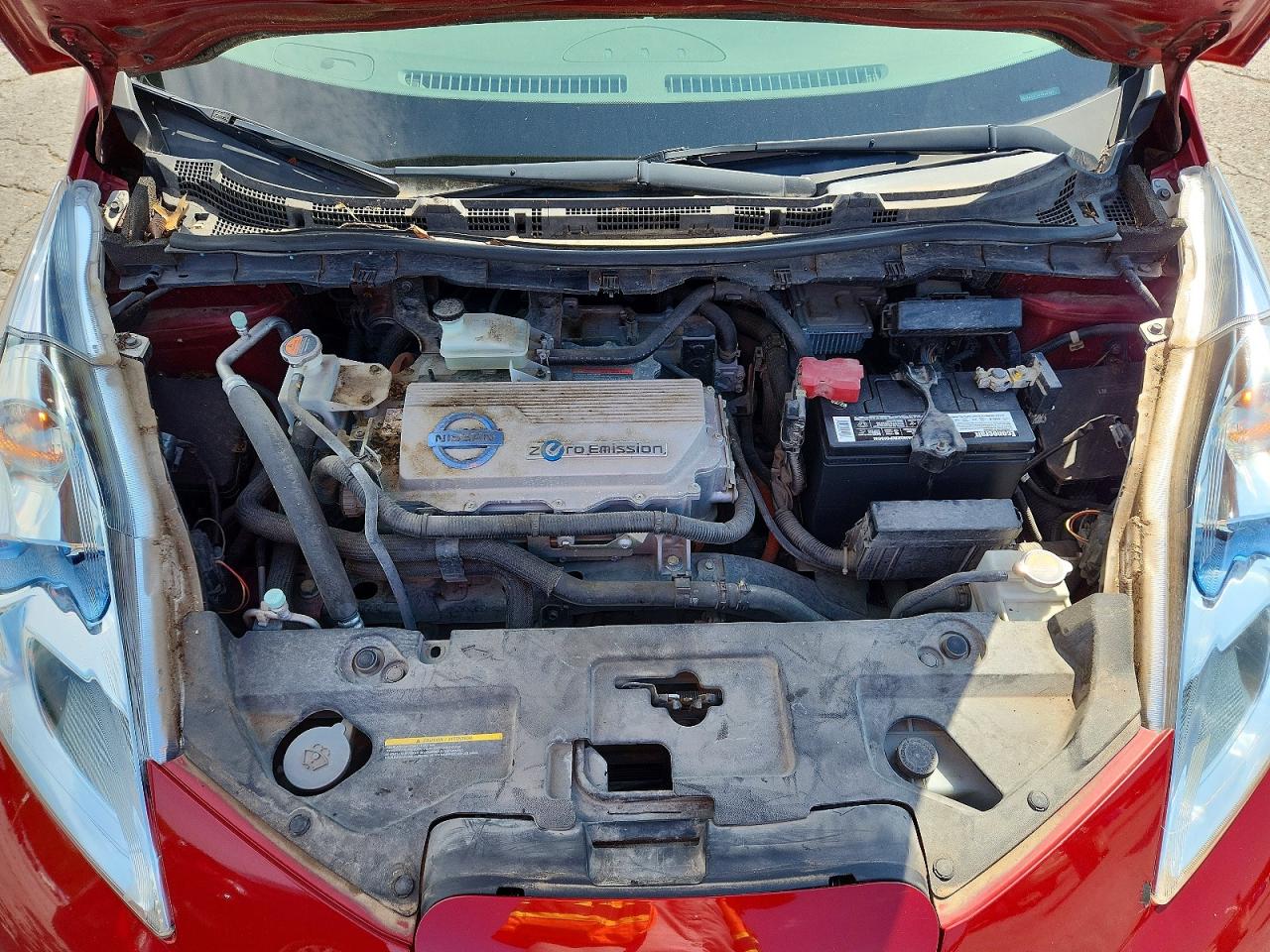 2012 NISSAN LEAF