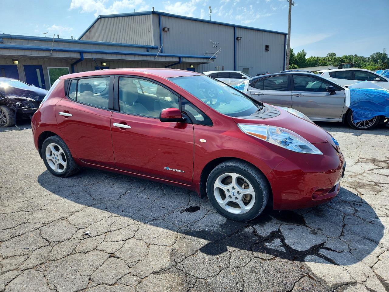 2012 NISSAN LEAF