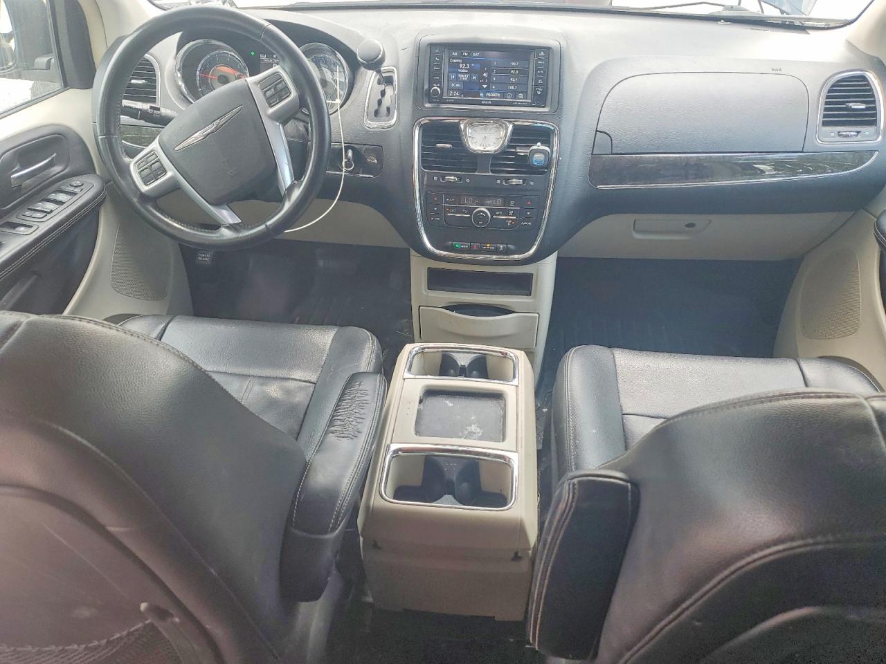 2014 CHRYSLER MINIVAN