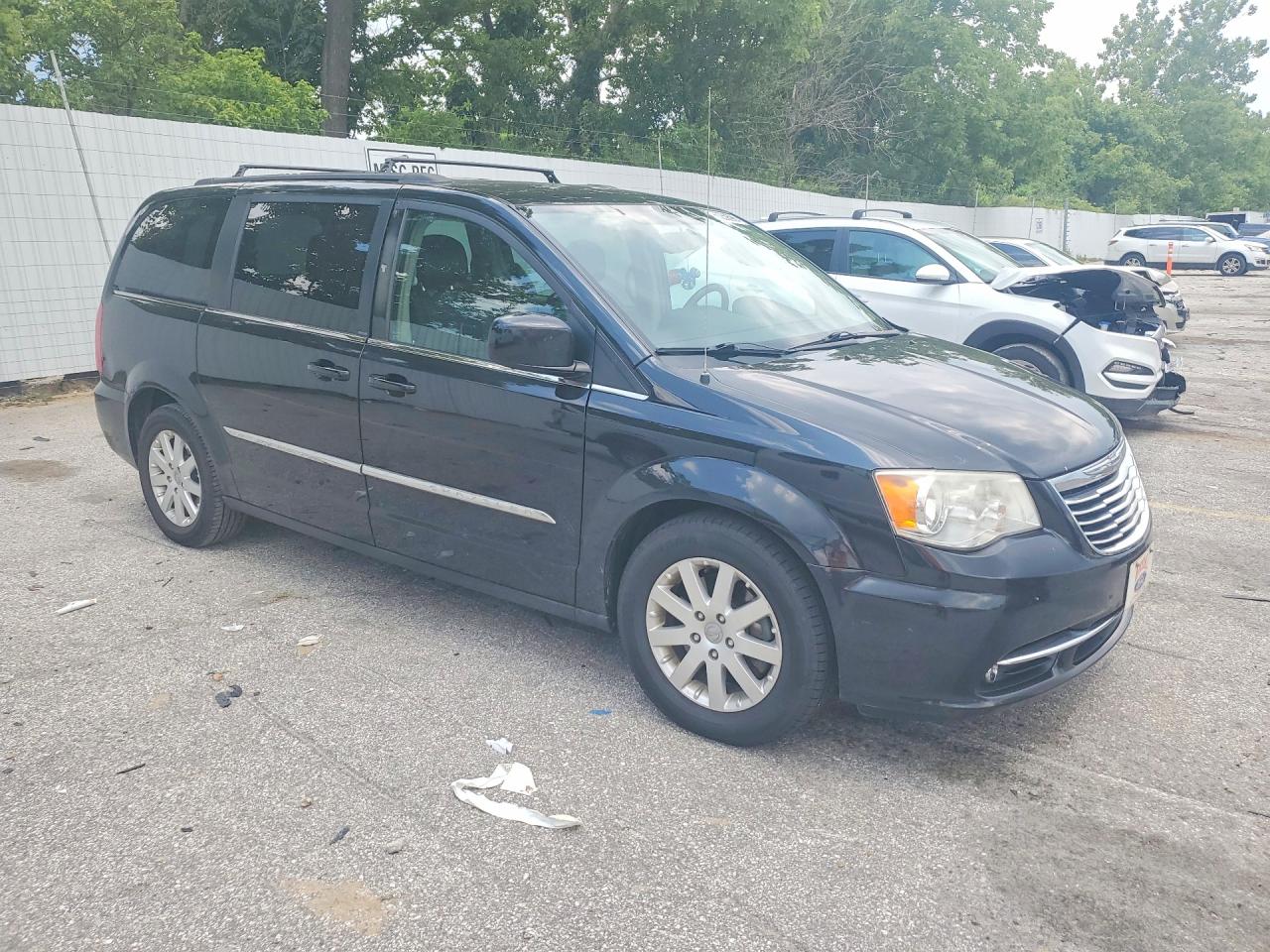 2014 CHRYSLER MINIVAN