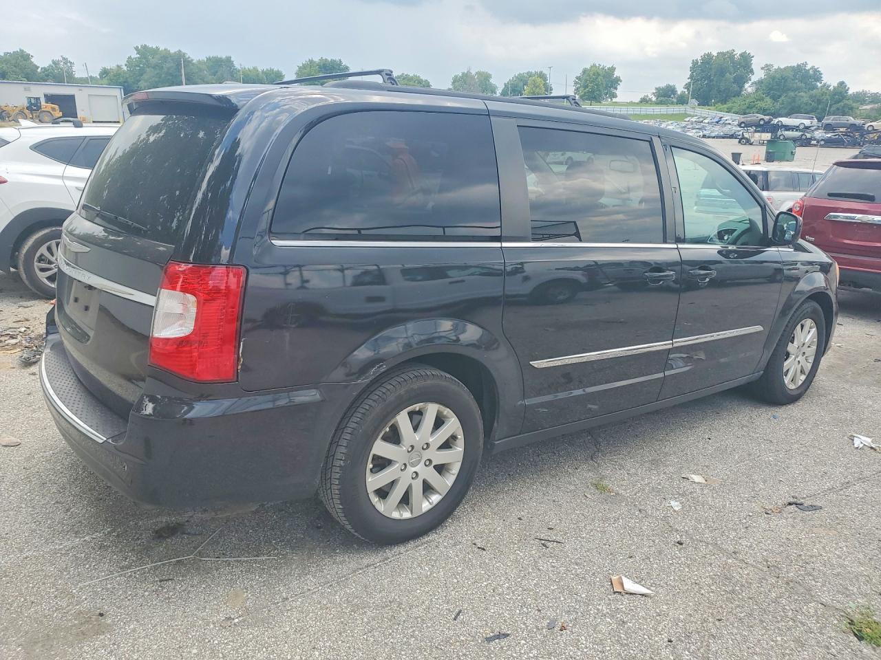2014 CHRYSLER MINIVAN