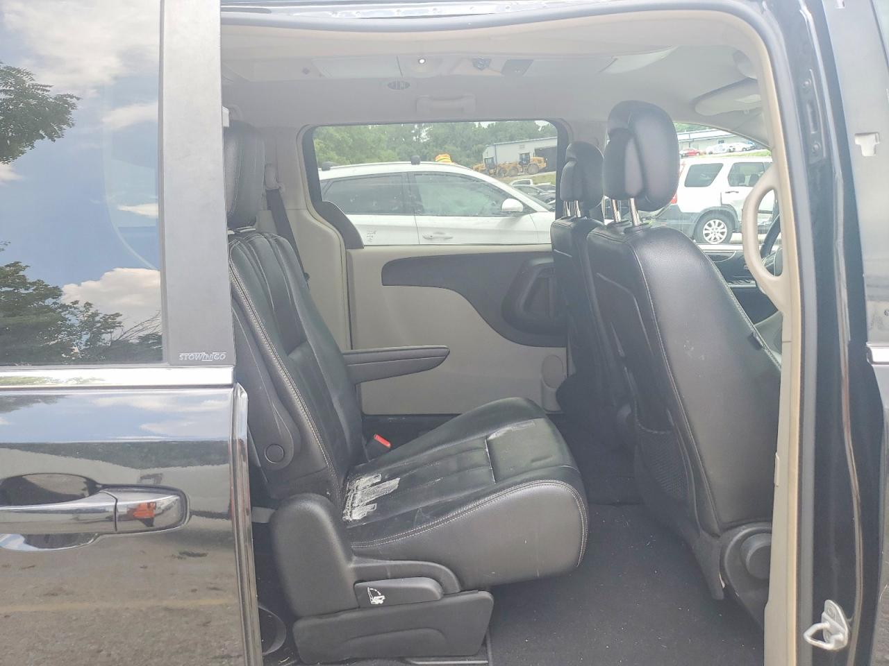 2014 CHRYSLER MINIVAN
