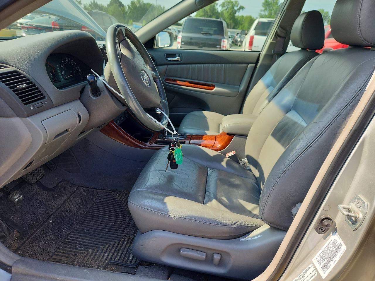 2002 TOYOTA CAMRY