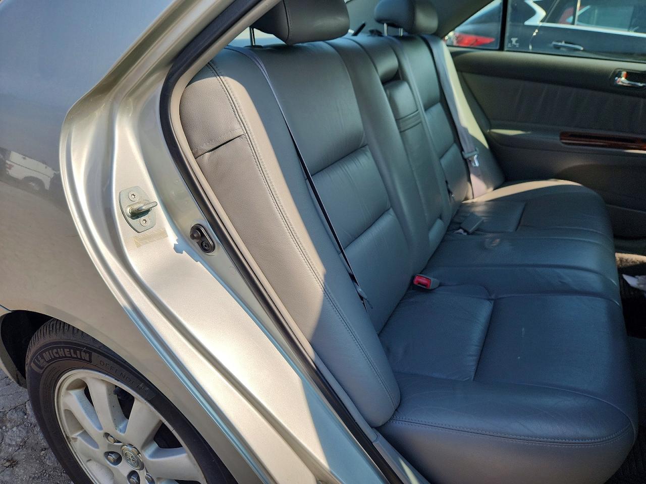 2002 TOYOTA CAMRY
