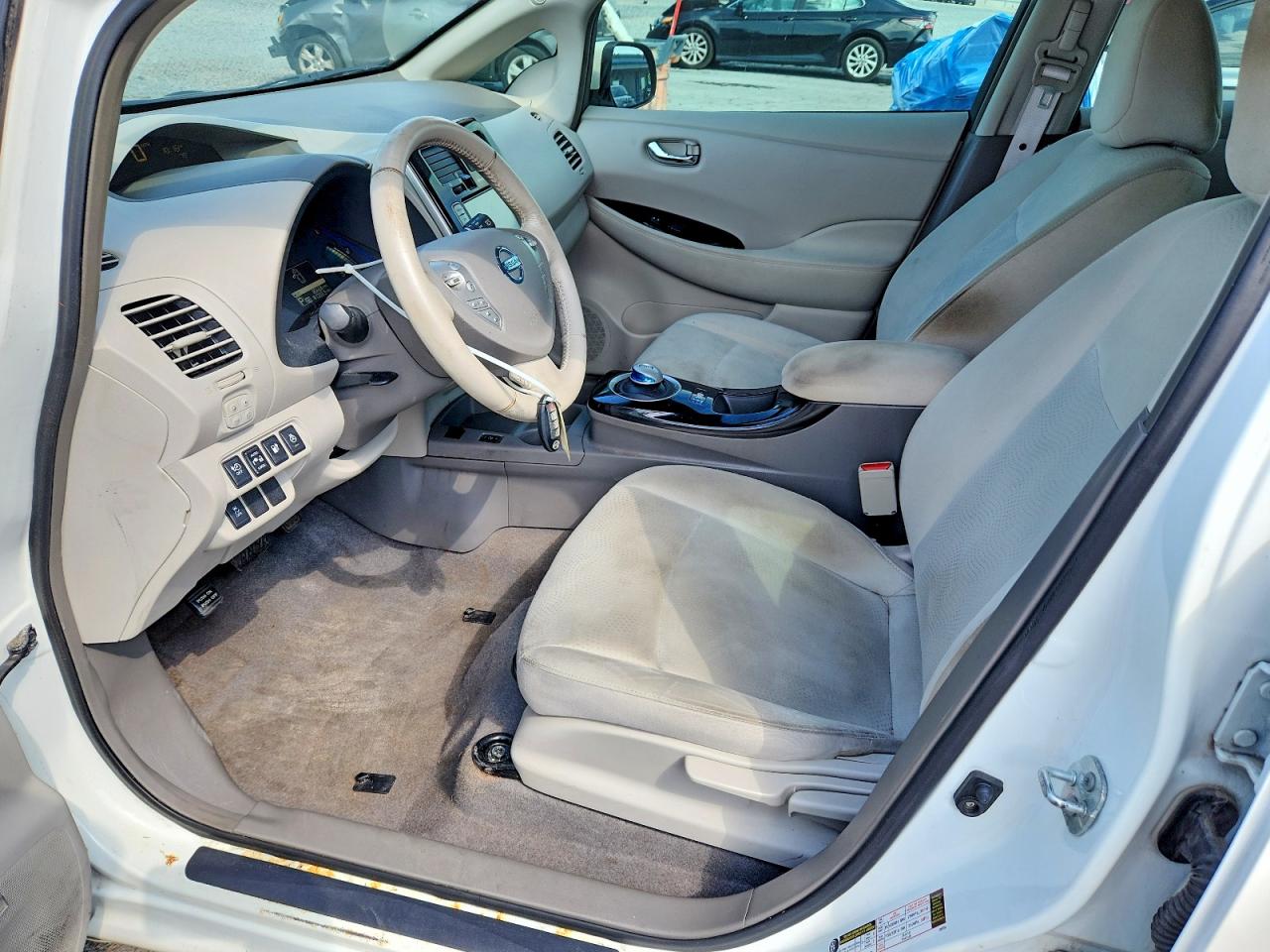 2013 NISSAN LEAF