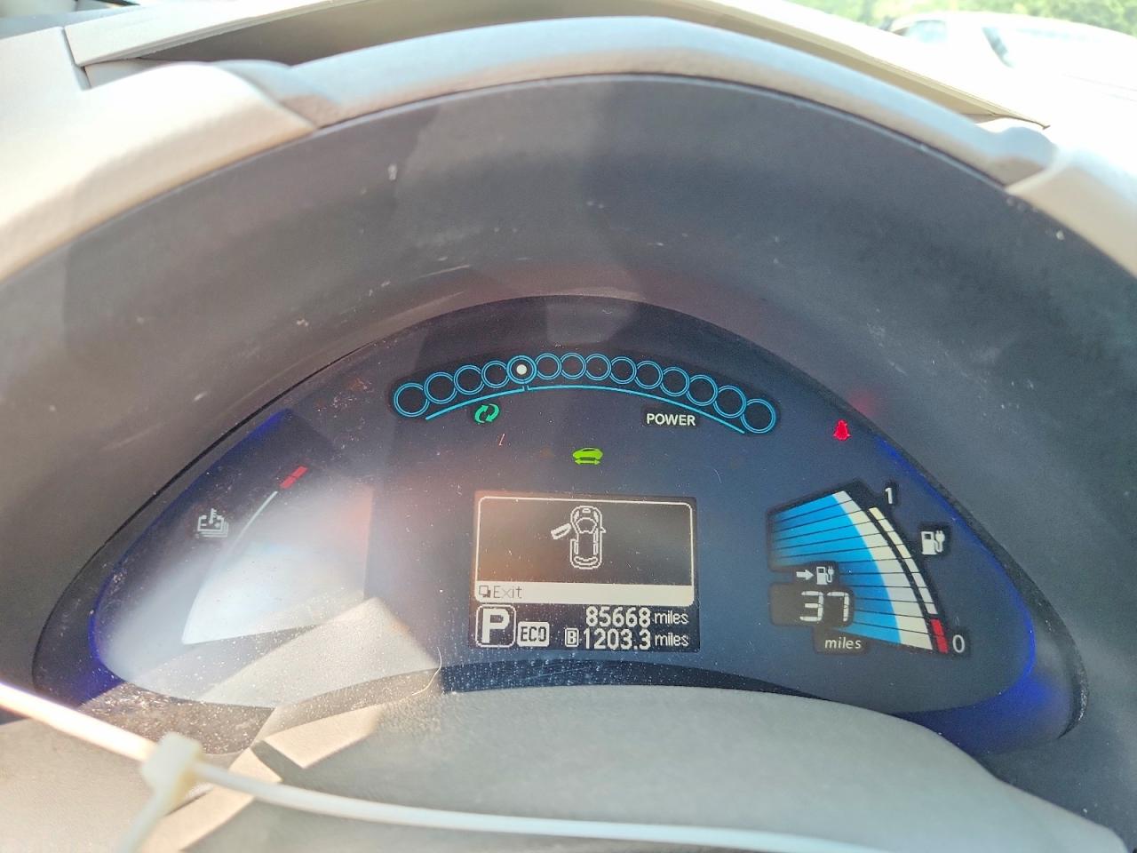 2013 NISSAN LEAF