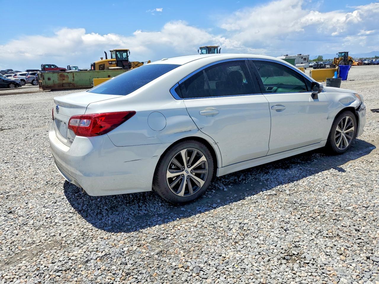 2015 SUBARU LEGACY