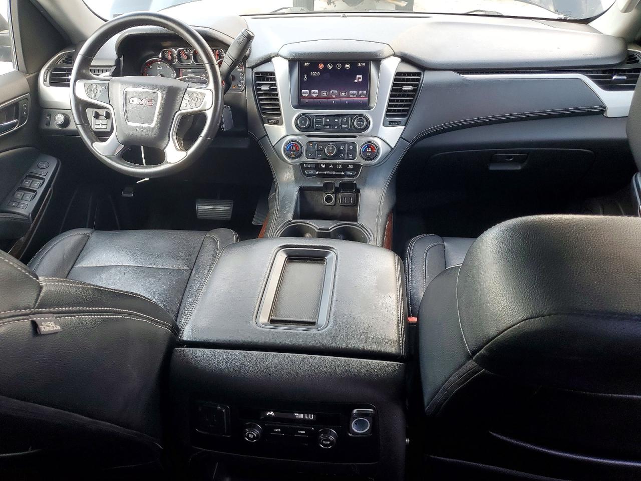 2016 GMC YUKON