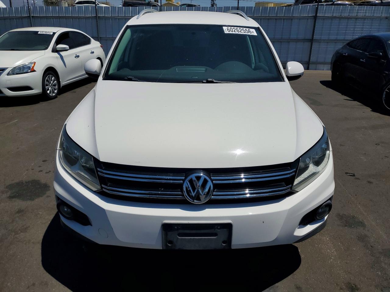 2012 VOLKSWAGEN TIGUAN