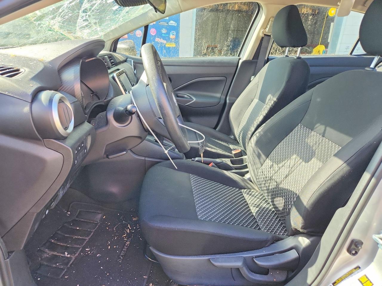 2023 NISSAN VERSA