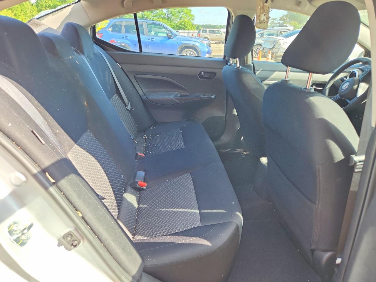 2023 NISSAN VERSA