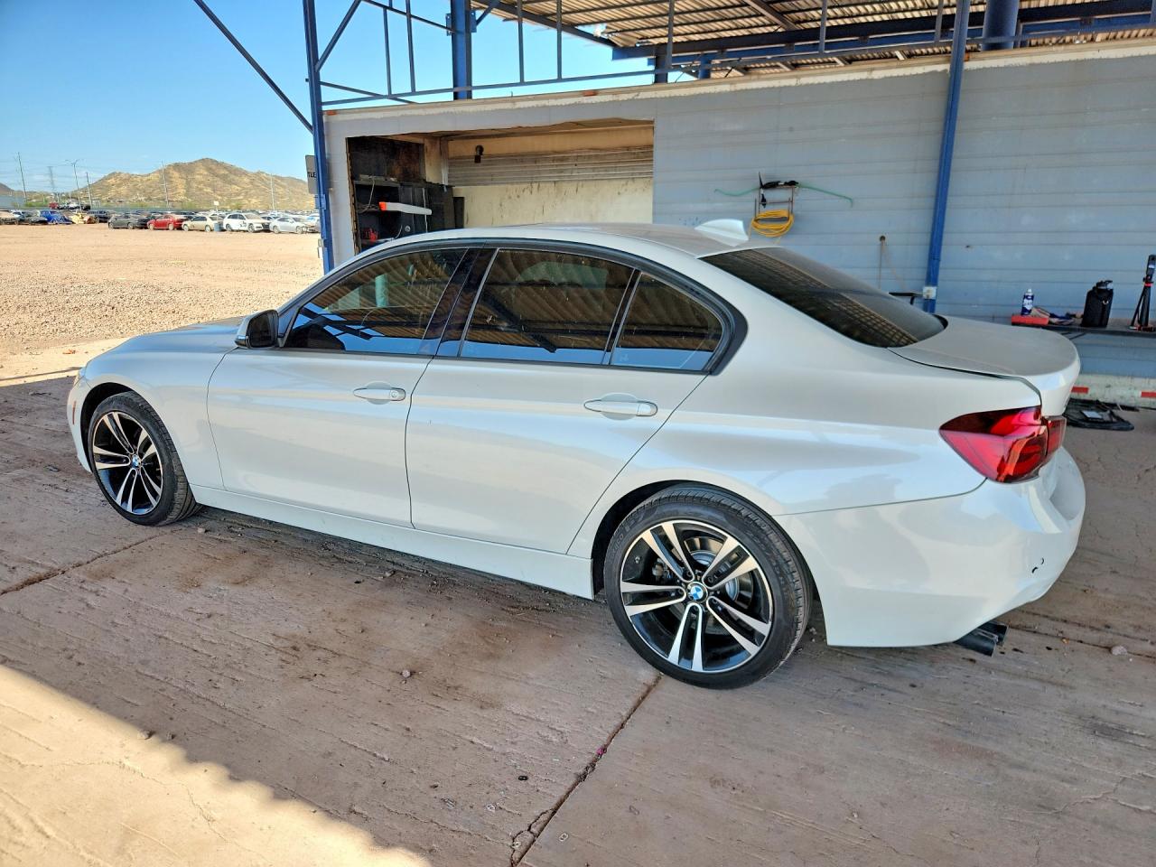 2018 BMW 3 SERIES