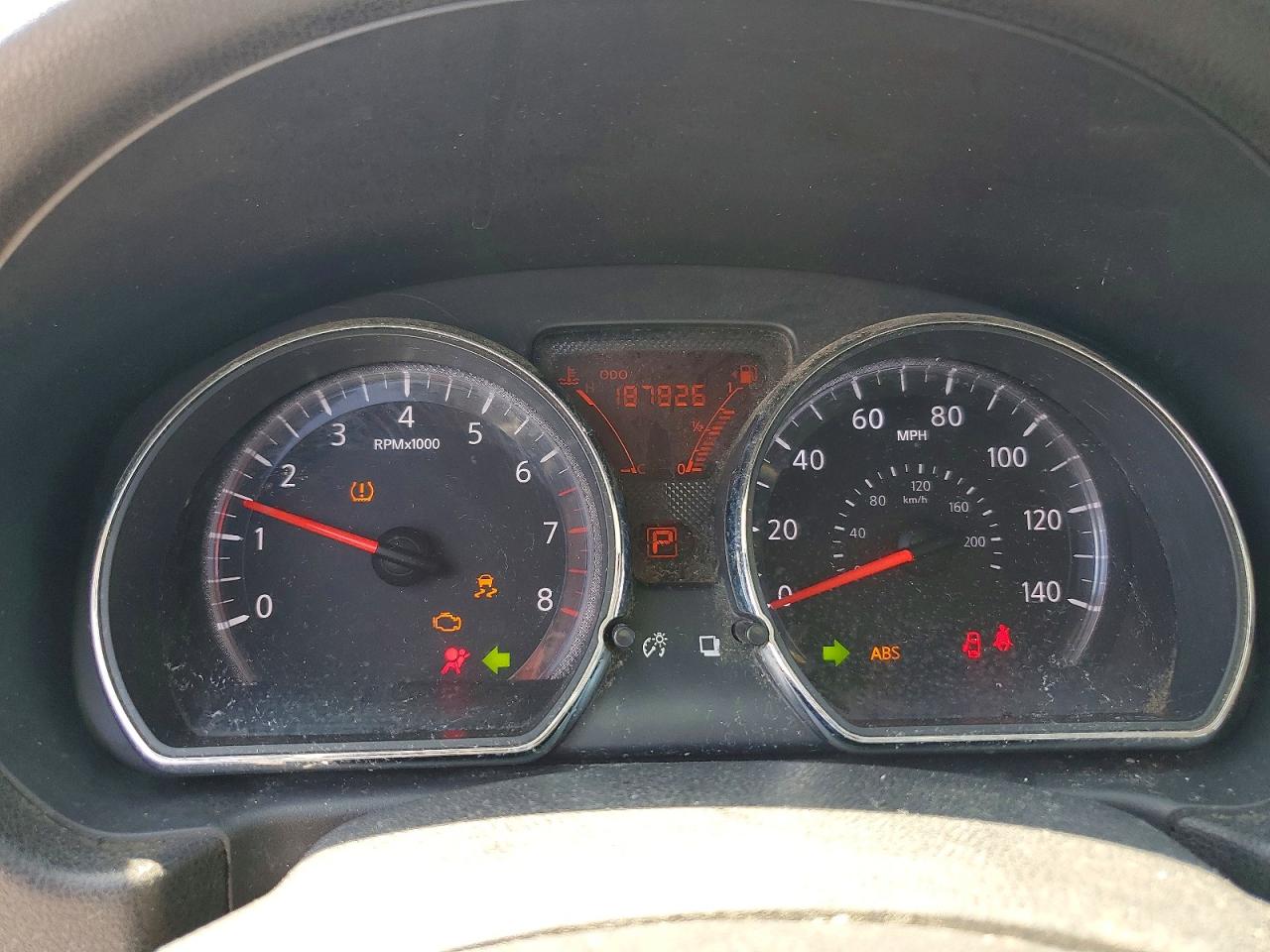 2012 NISSAN VERSA