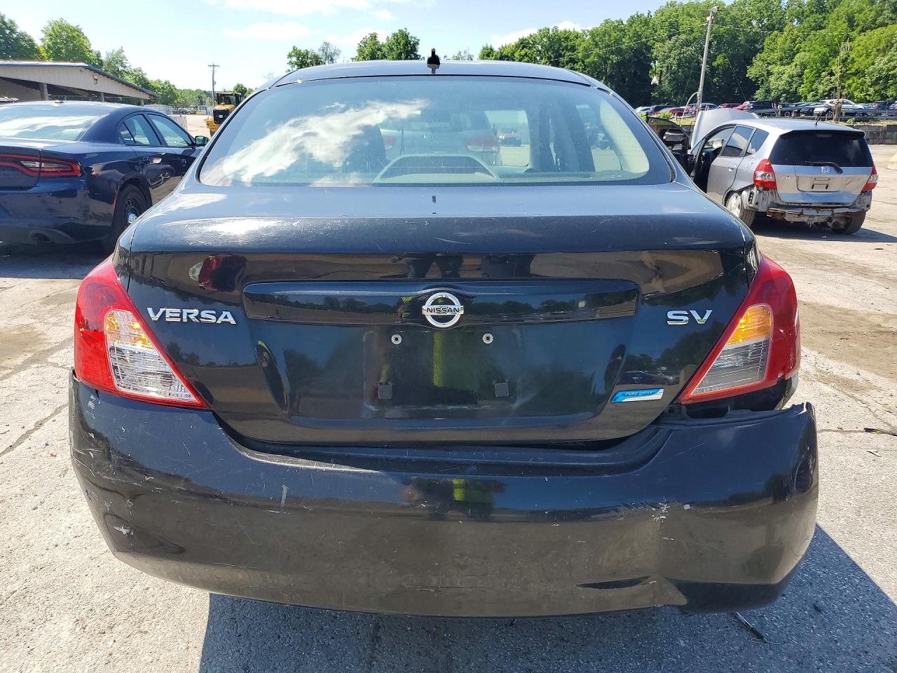 2012 NISSAN VERSA