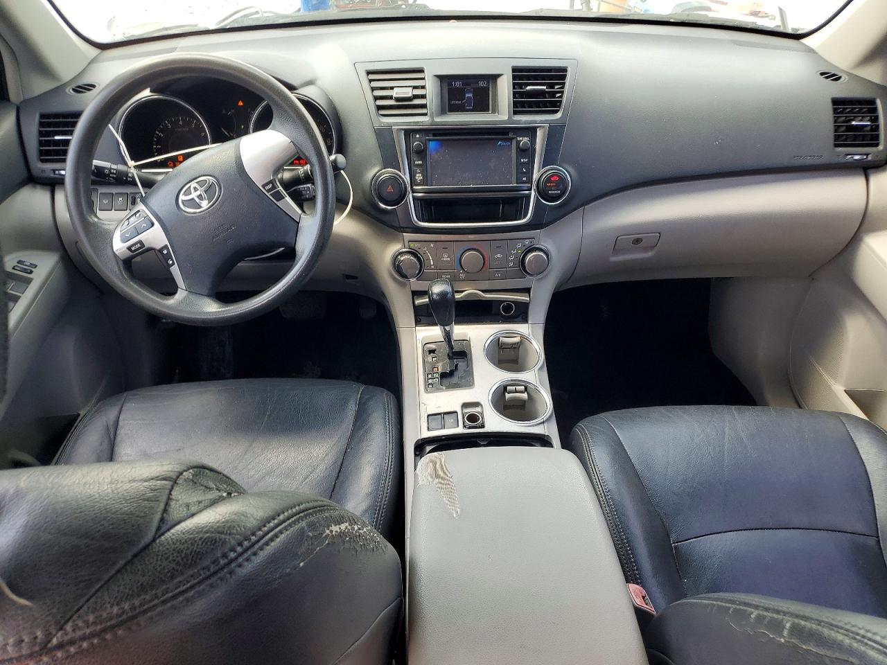 2013 TOYOTA HIGHLANDER