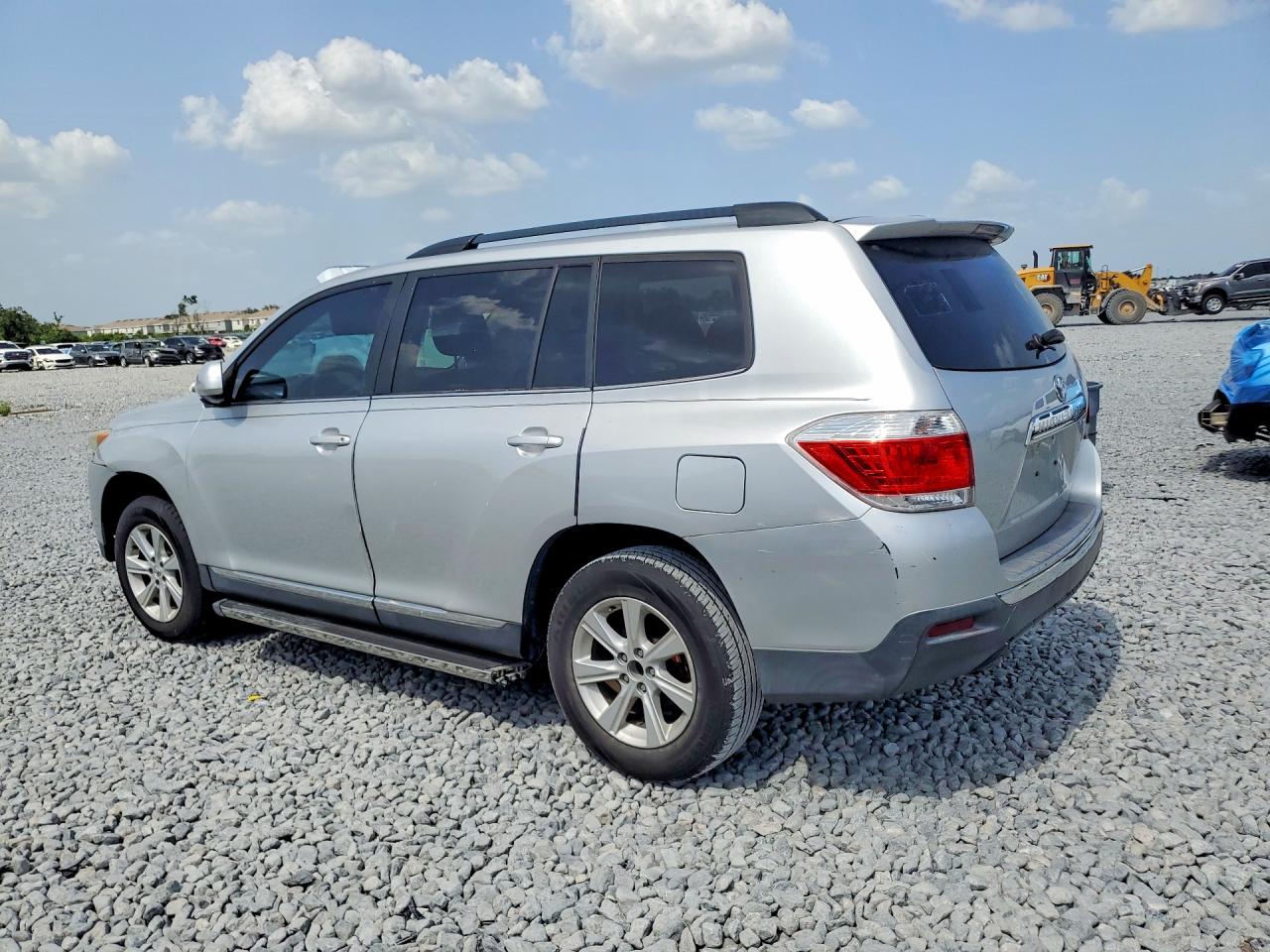 2013 TOYOTA HIGHLANDER