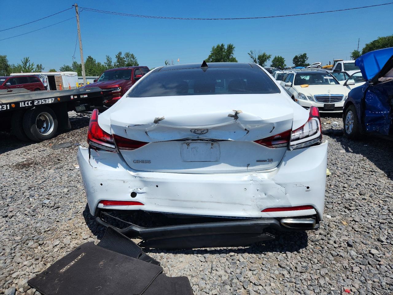 2015 HYUNDAI GENESIS