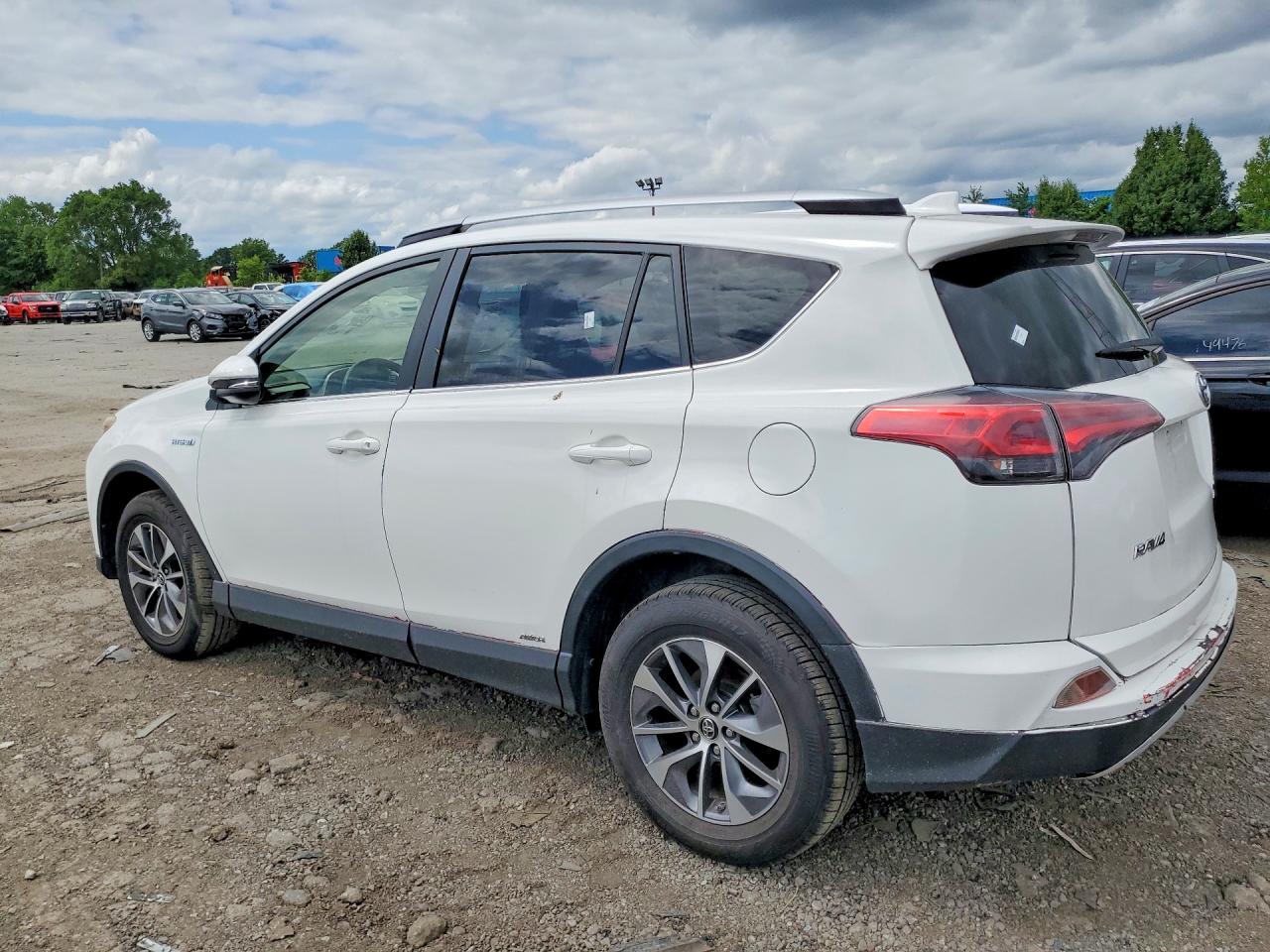 2016 TOYOTA RAV4