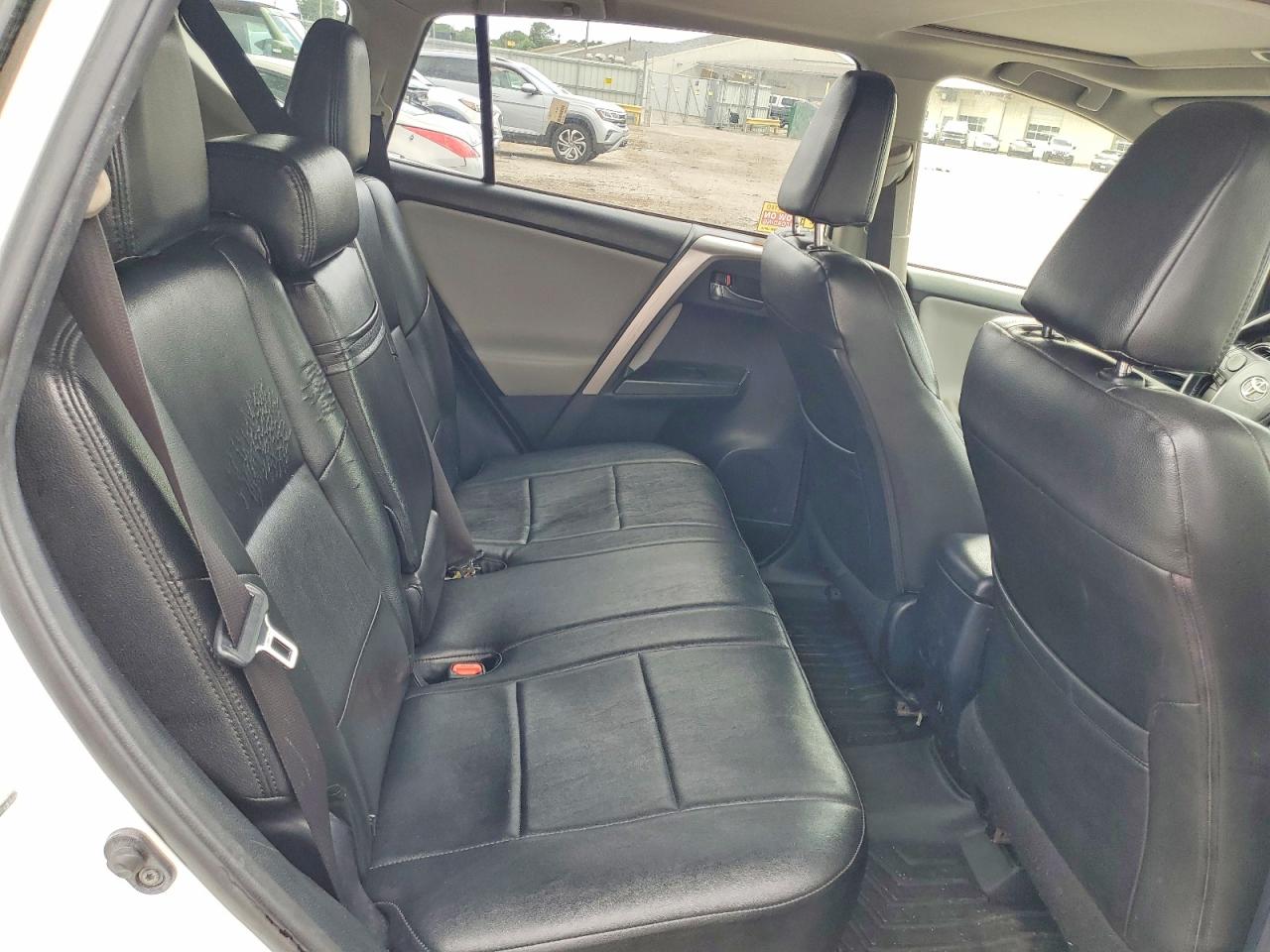 2016 TOYOTA RAV4