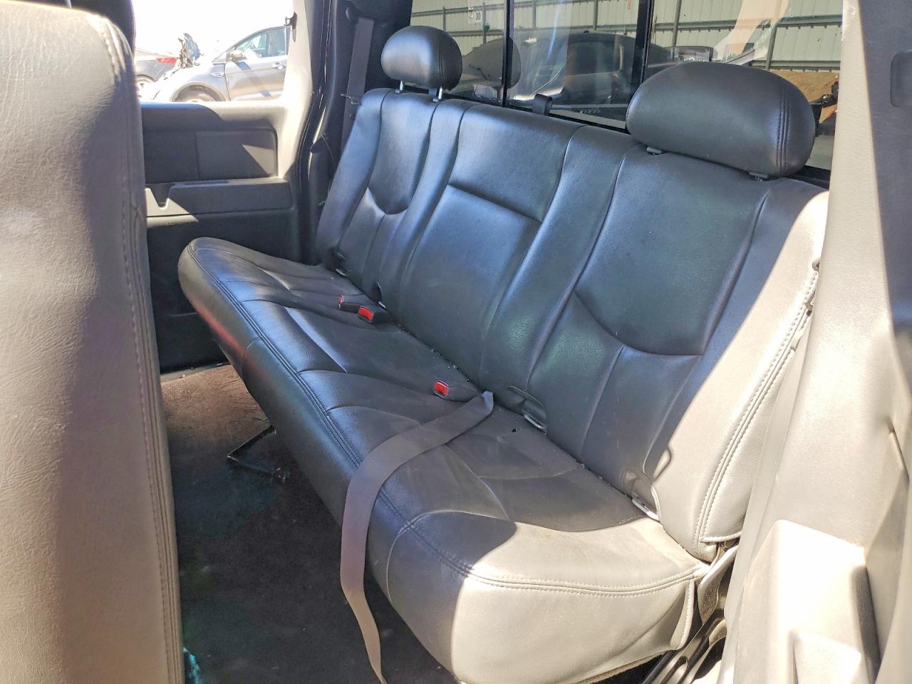 2005 GMC SIERRA