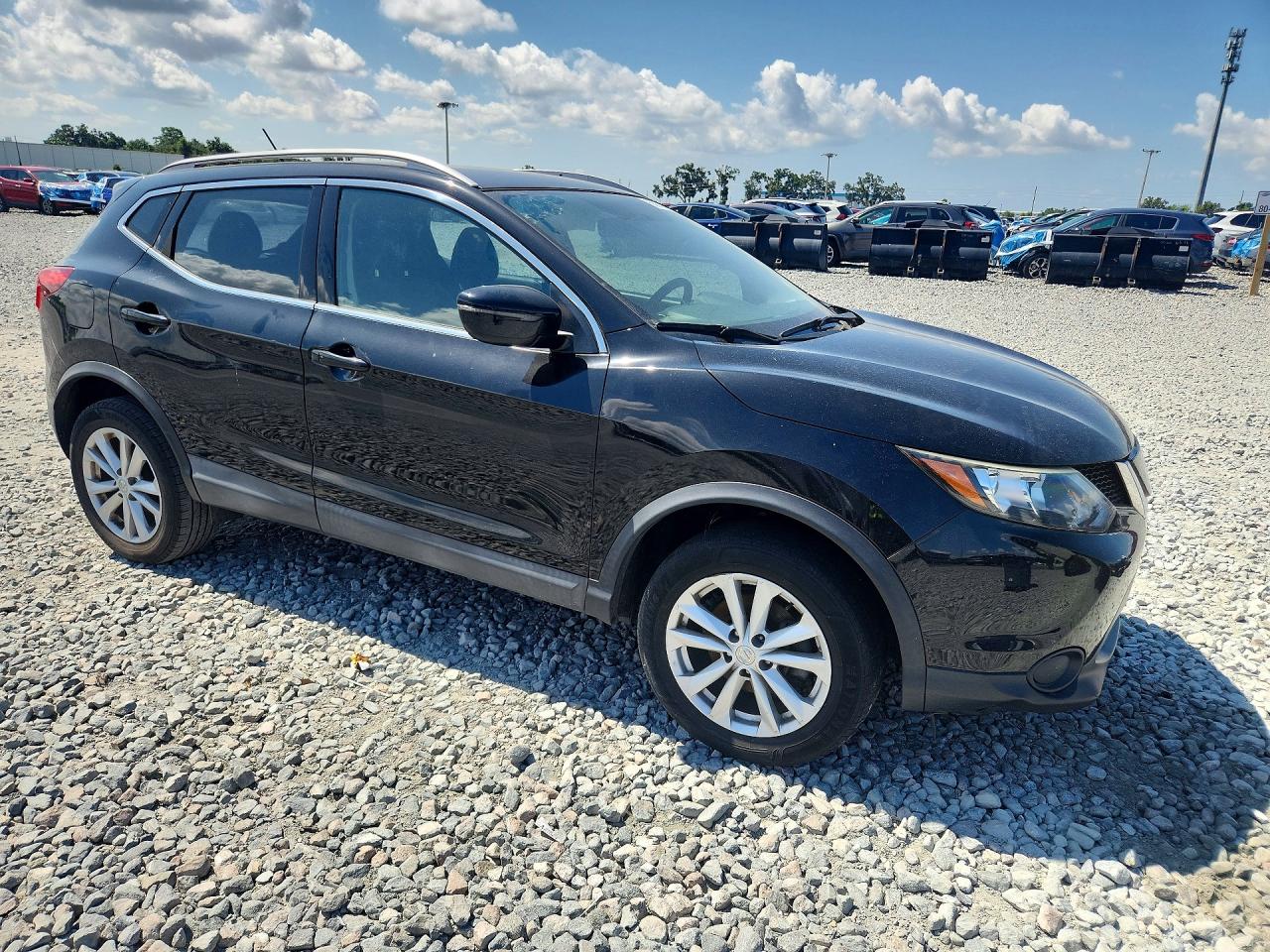 2018 NISSAN ROGUE