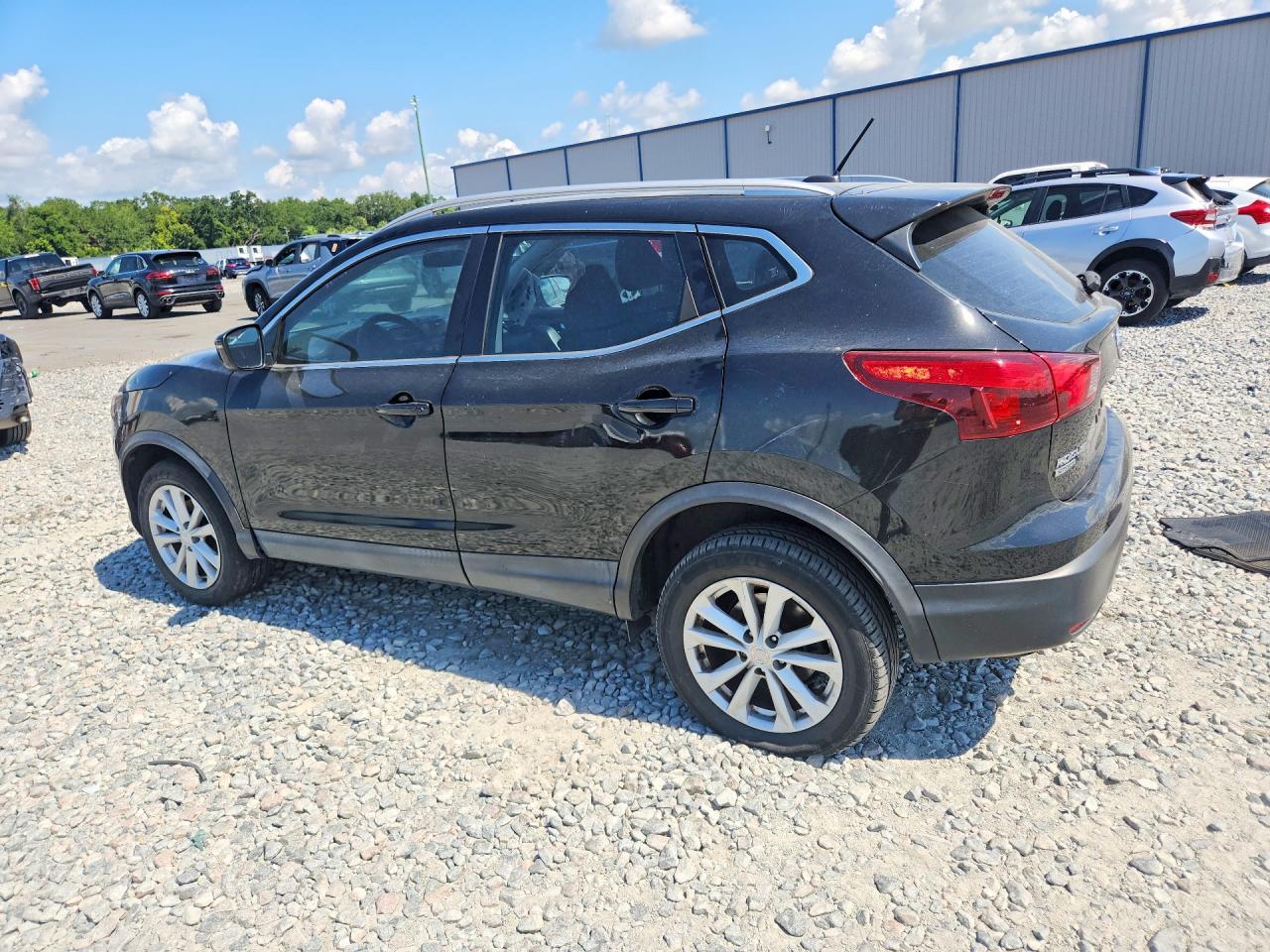 2018 NISSAN ROGUE
