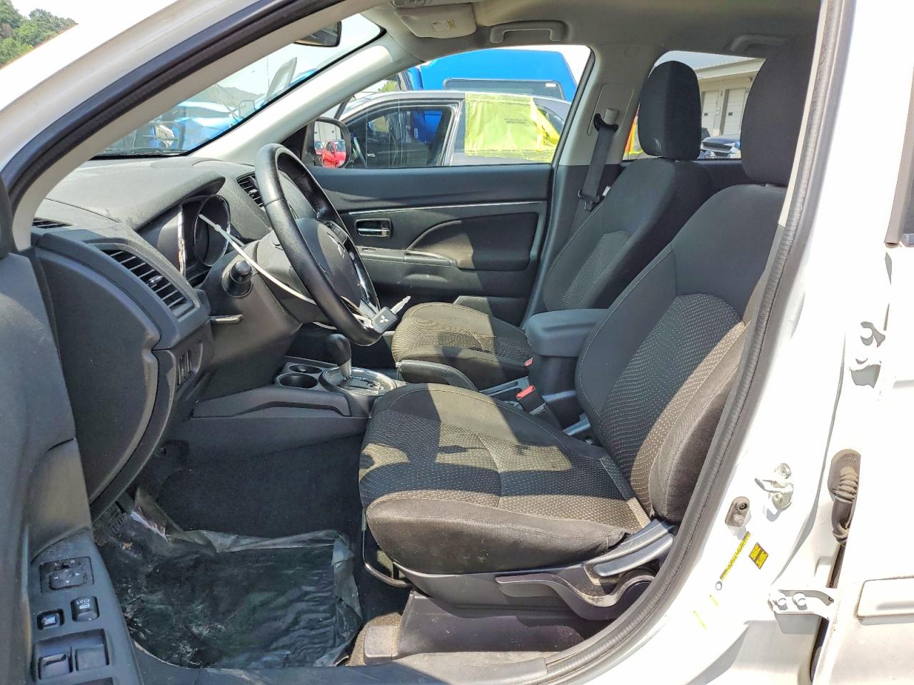2016 MITSUBISHI OUTLANDER
