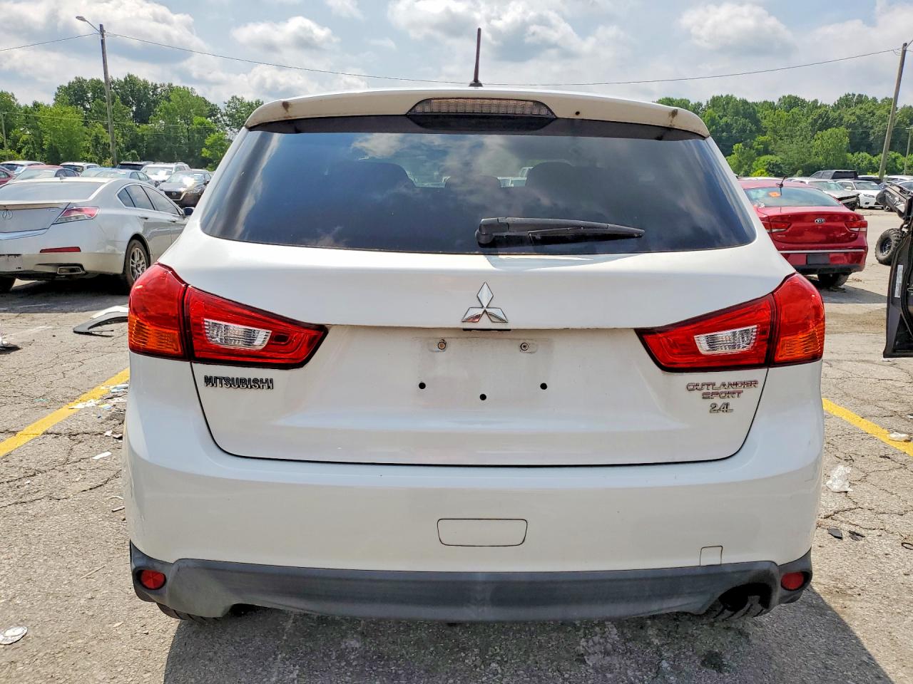 2016 MITSUBISHI OUTLANDER