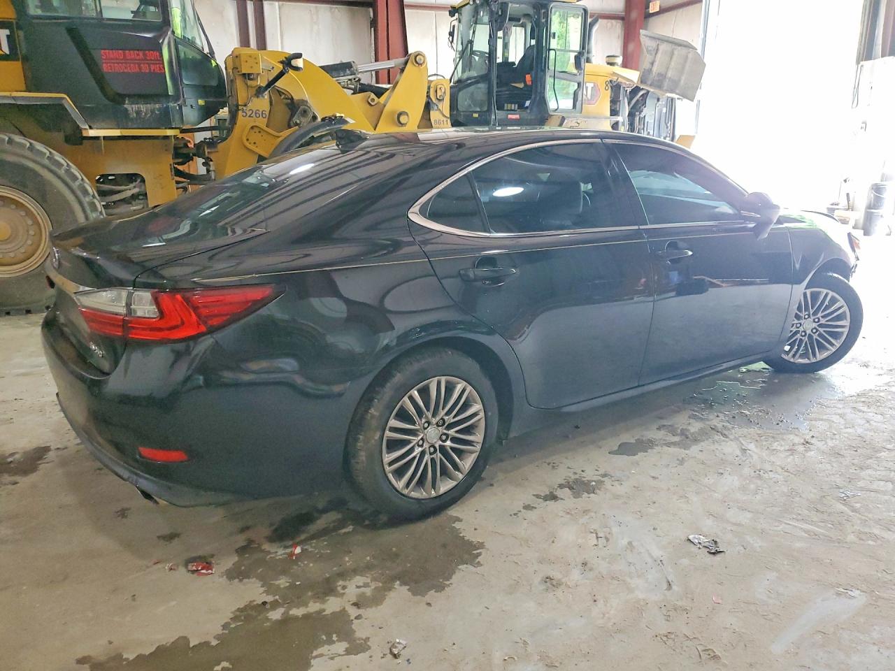 2016 LEXUS ES350