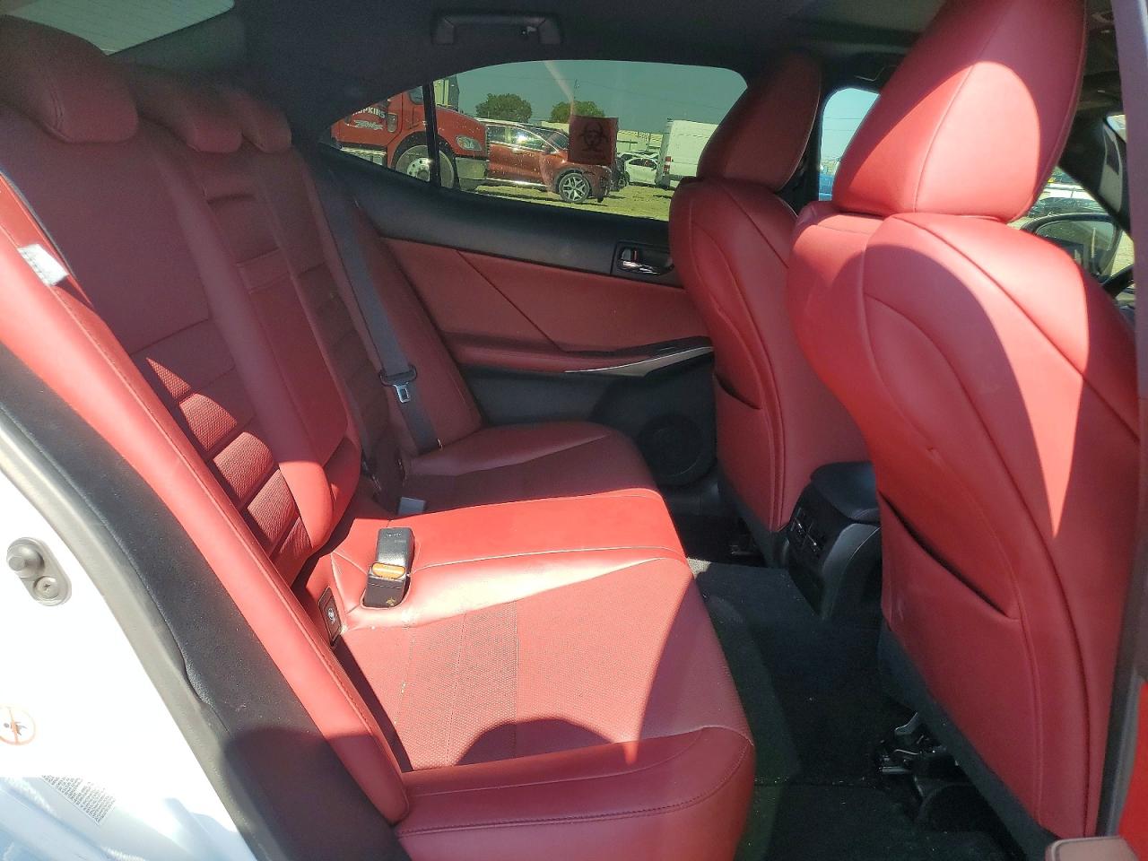 2016 LEXUS IS