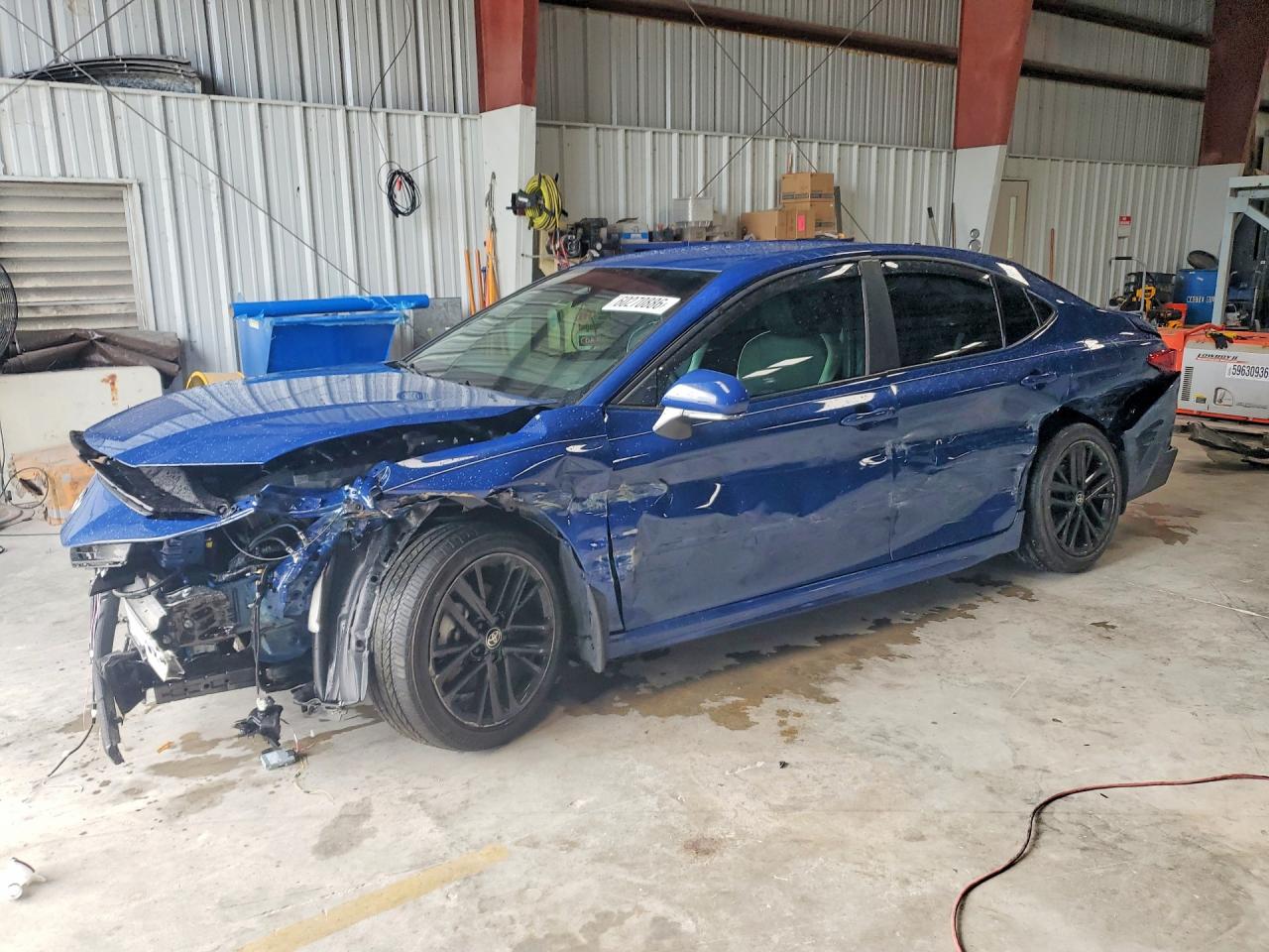 2025 TOYOTA CAMRY
