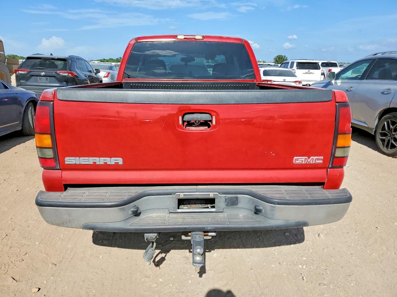 2004 GMC SIERRA