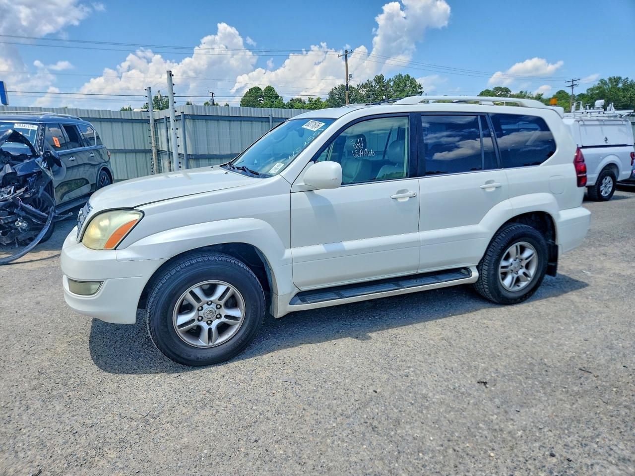 2004 LEXUS GX