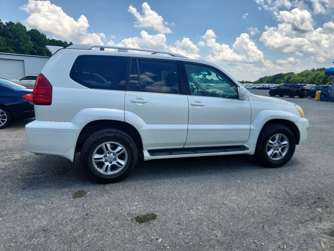 2004 LEXUS GX