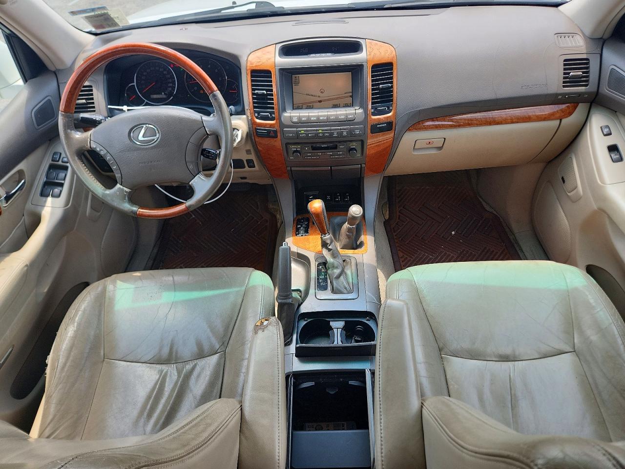 2004 LEXUS GX